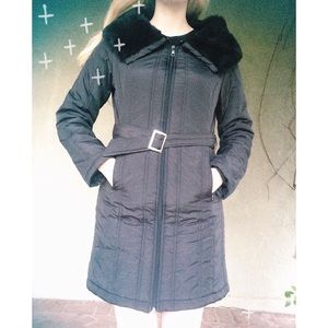 Guess faux fur collared puffer winter peacoat jacket size small